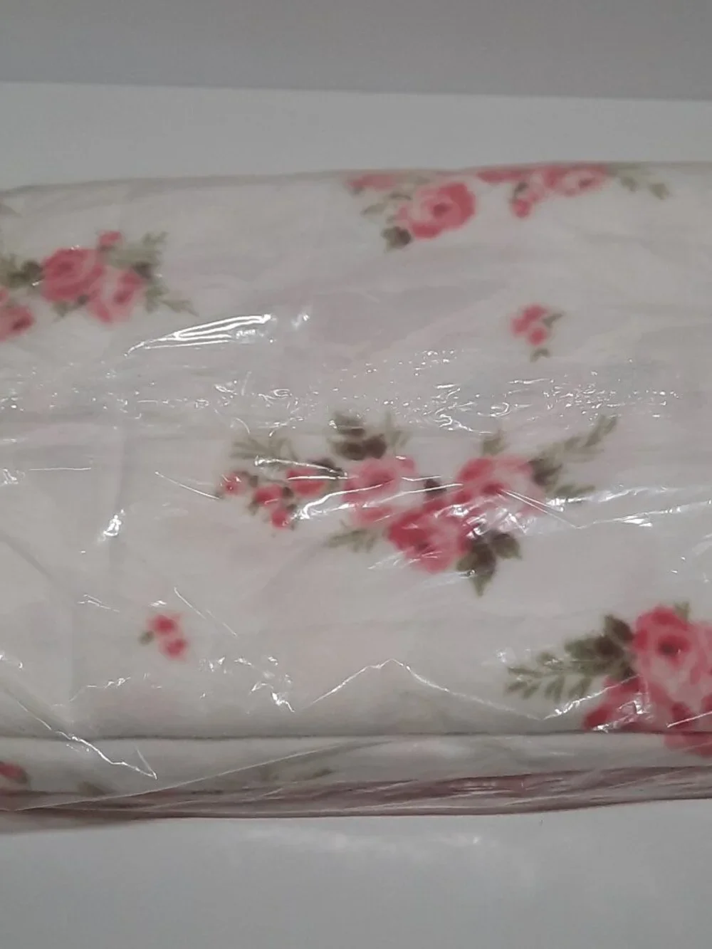 VTG Fieldcrest Sweetheart Rose Blanket Pink Trim, Twin 72x90 USA NIP Grannycore